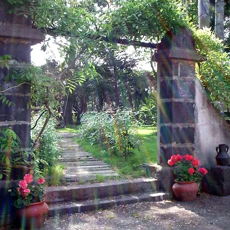Guest house La Semenza Torre Archirafi